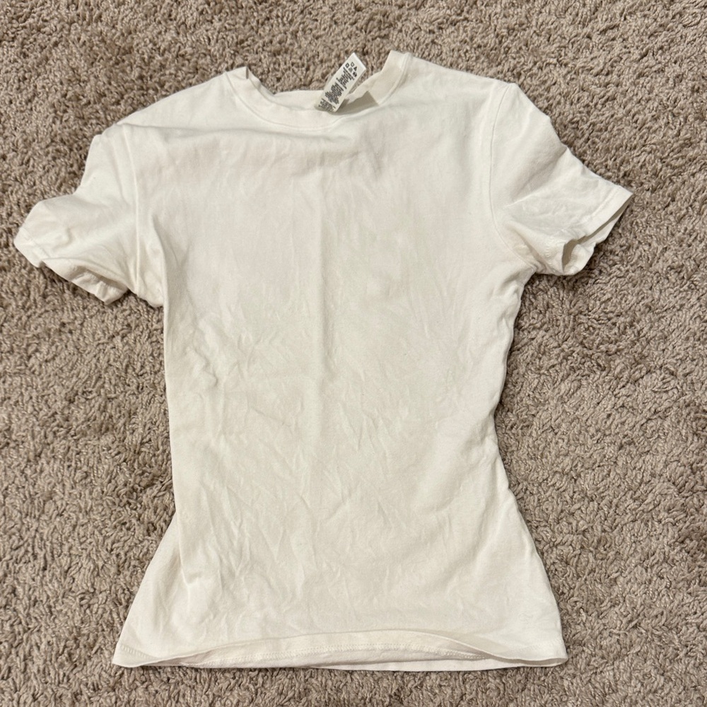 Skims tee